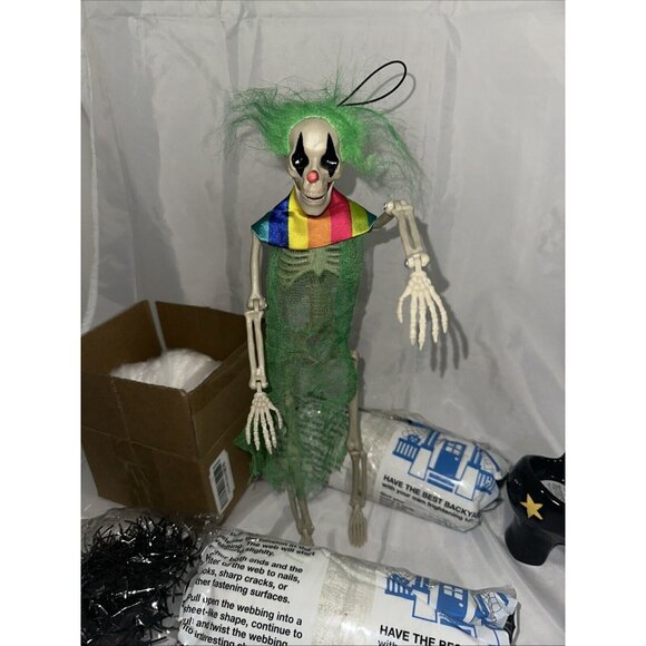 3 x Stretchy Spider Web Halloween Cobweb With Scary Spiders Witch Shoe Skeleton - Picture 3 of 10